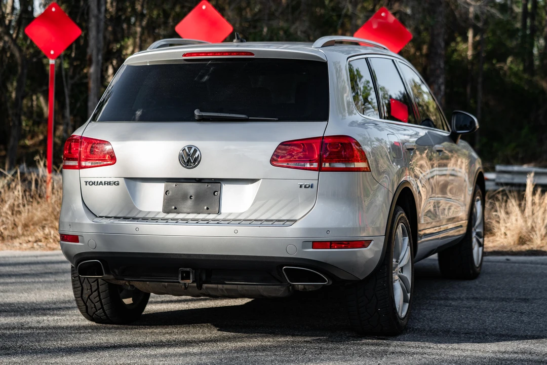 2013 Volkswagen Touareg - Image 12 of 31