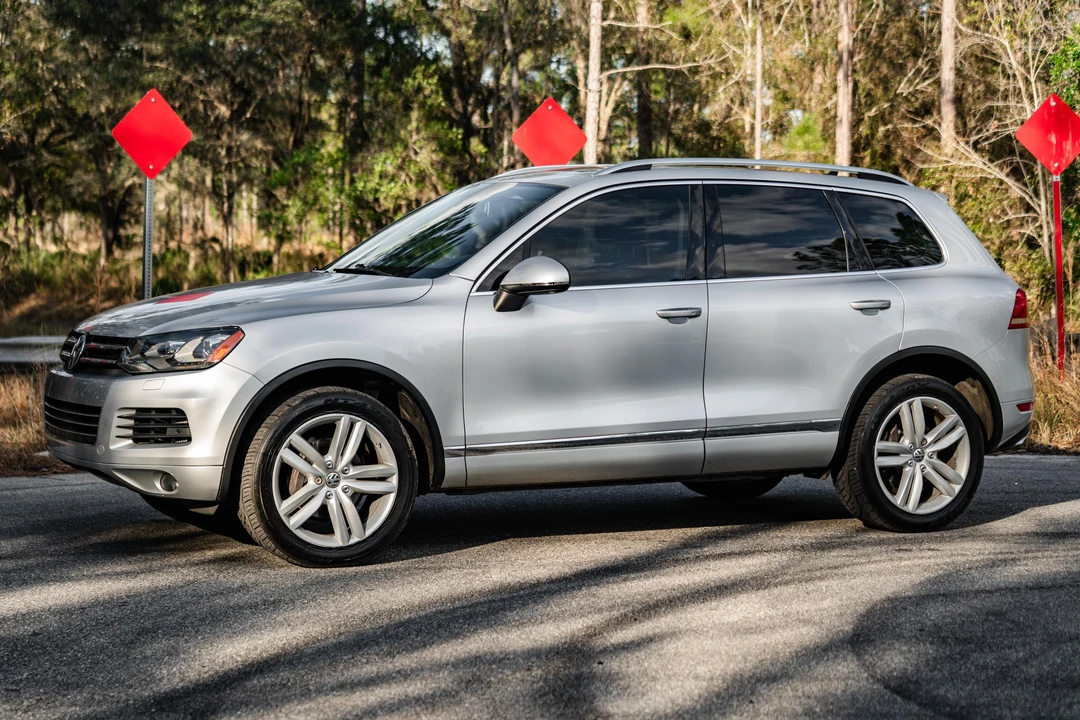 2013 Volkswagen Touareg - Image 7 of 31