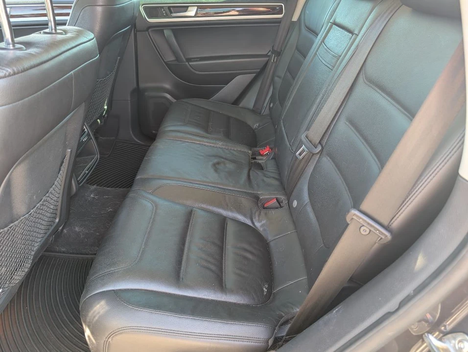 2013 Volkswagen Touareg - Image 12 of 21