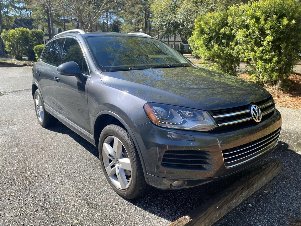 2013 Volkswagen Touareg - Image 28 of 31