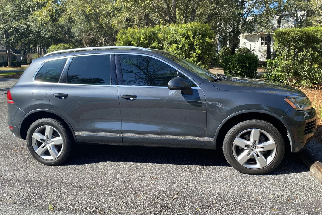 2013 Volkswagen Touareg - Image 3 of 31