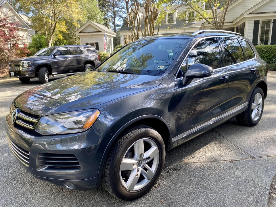 2013 Volkswagen Touareg - Image 10 of 31