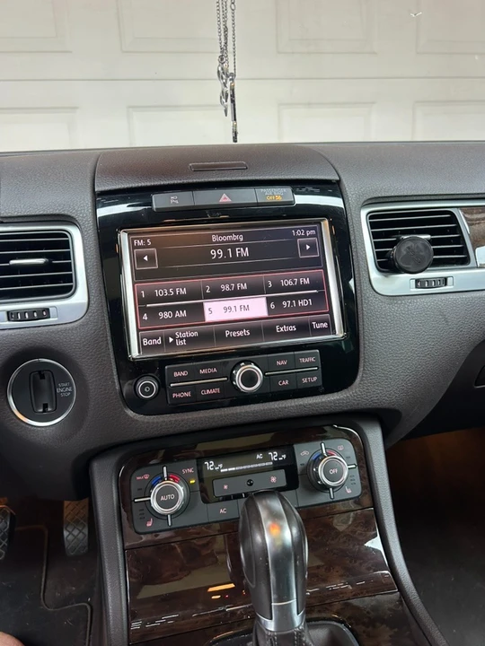 2013 Volkswagen Touareg - Image 4 of 15