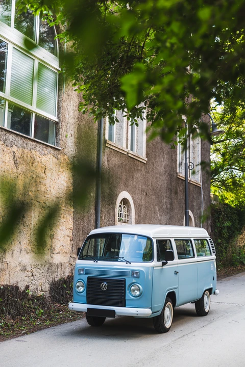 2013 Volkswagen Bay-Window Bus - Image 17 of 31