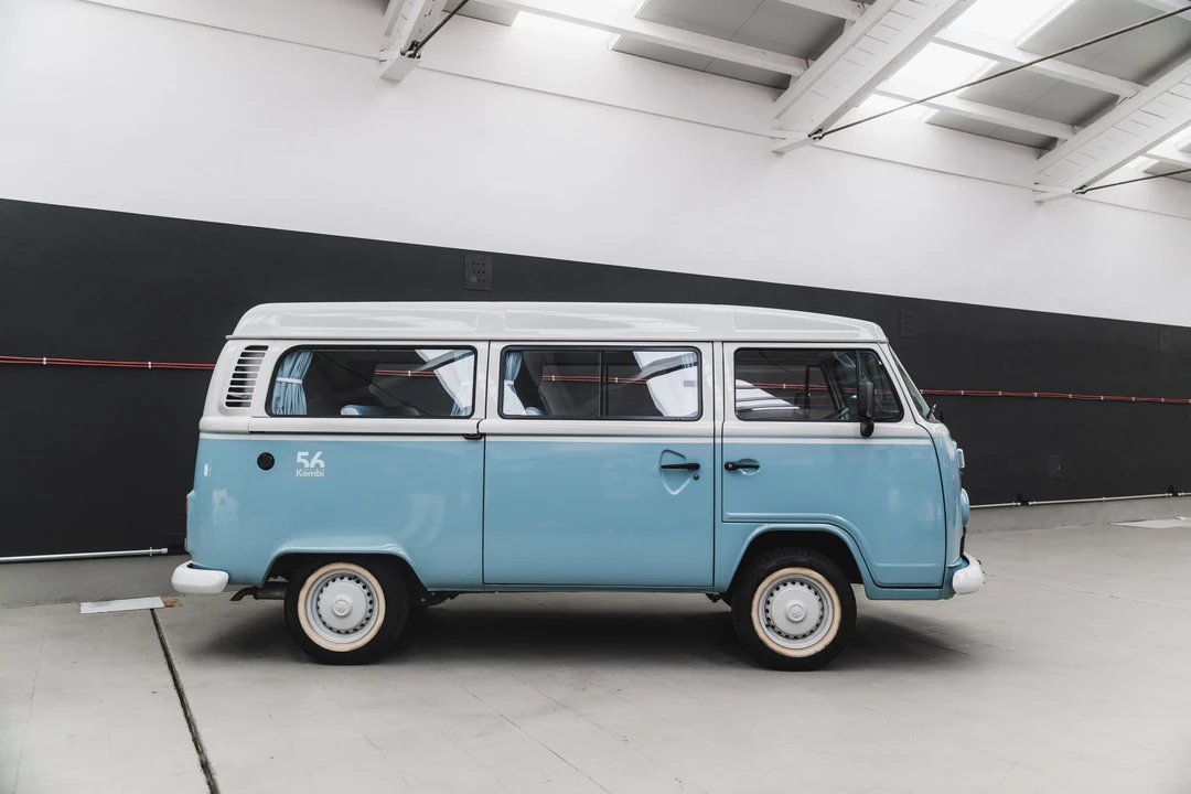 2013 Volkswagen Bay-Window Bus - Image 4 of 31