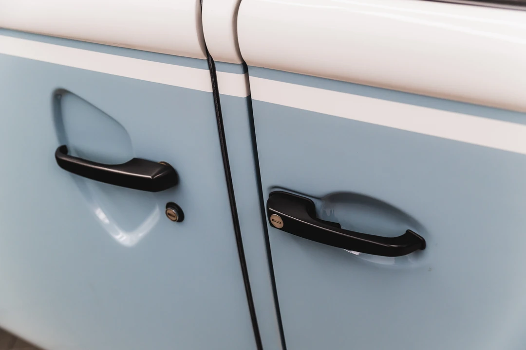 2013 Volkswagen Bay-Window Bus - Image 31 of 31