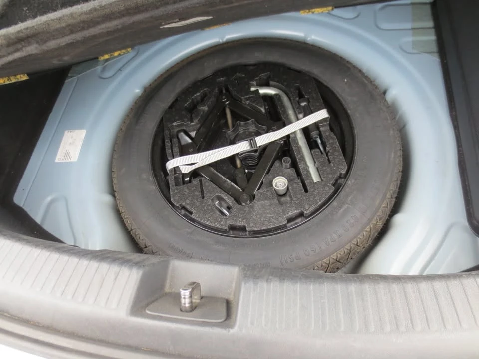 2013 Volkswagen A5 Beetle - Image 10 of 13