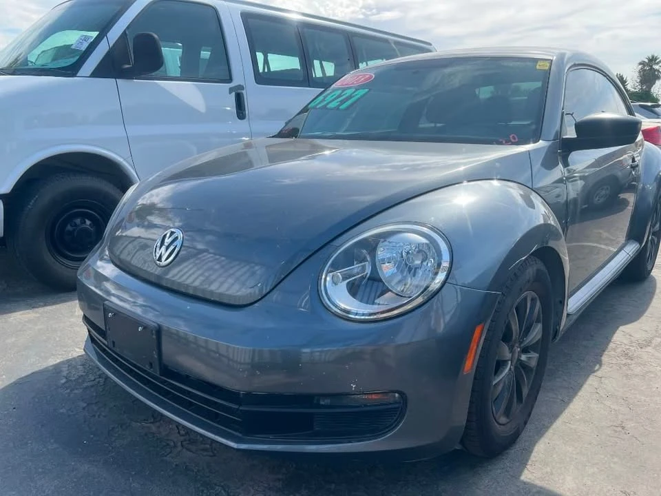 2013 Volkswagen A5 Beetle - Image 2 of 6