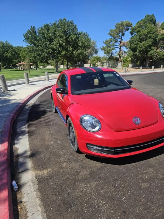 2013 Volkswagen A5 Beetle - Image 2 of 5