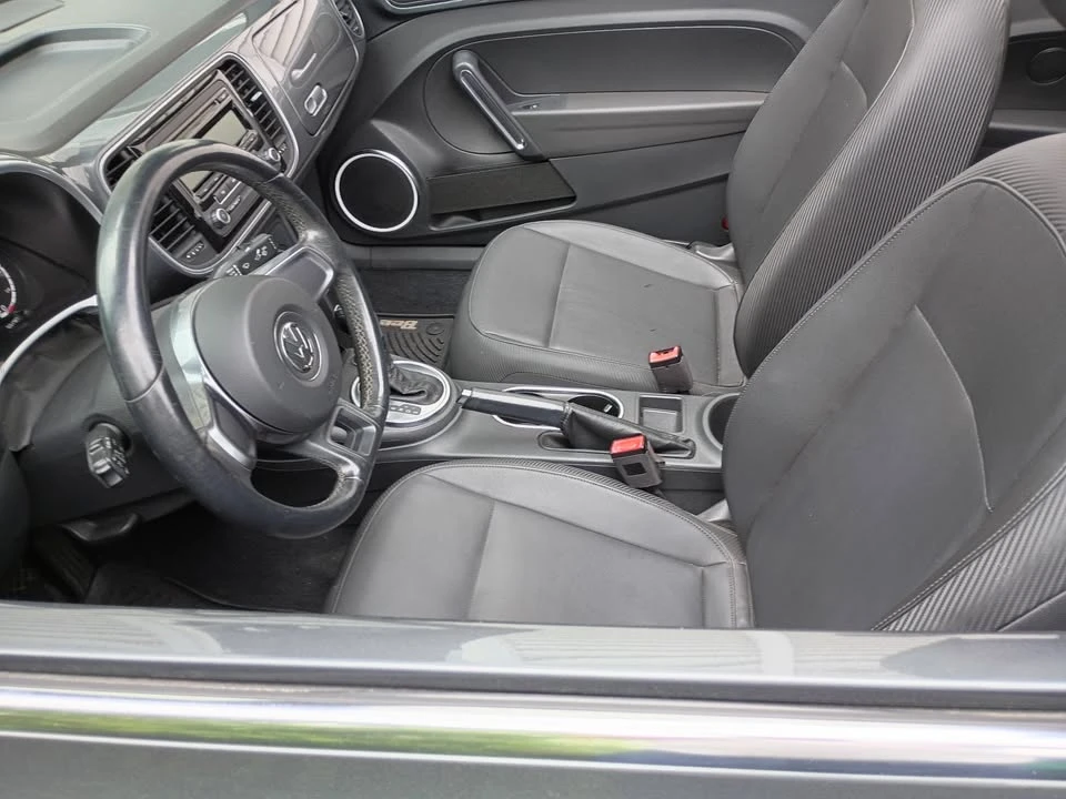 2013 Volkswagen A5 Beetle - Image 9 of 12