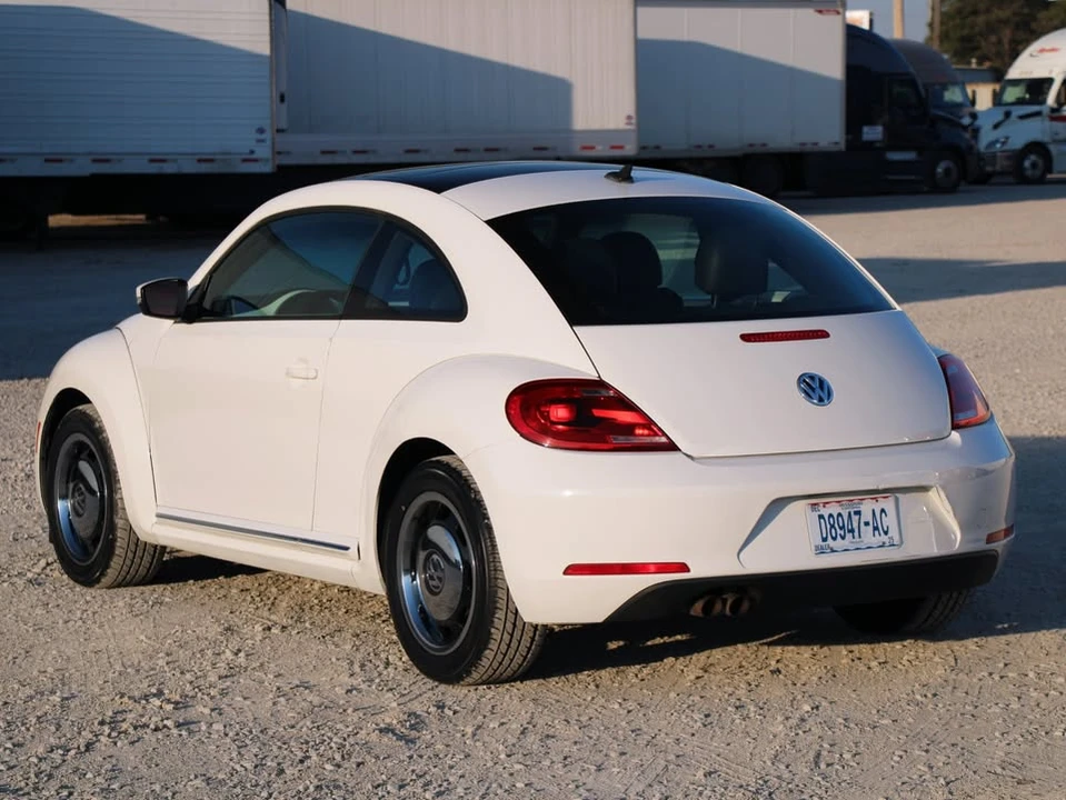 2013 Volkswagen A5 Beetle - Image 3 of 20
