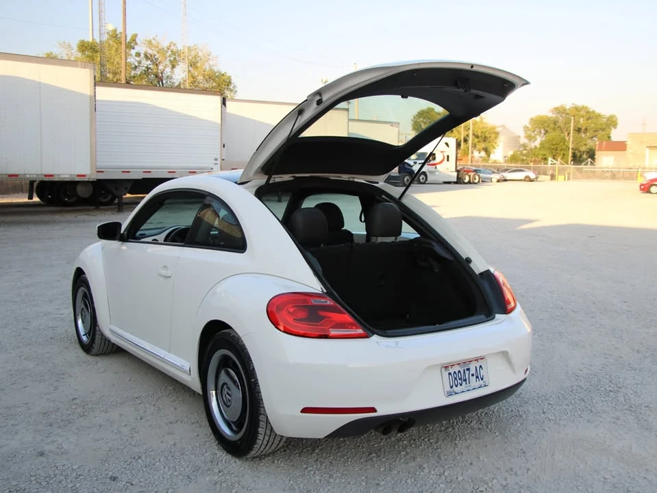 2013 Volkswagen A5 Beetle - Image 6 of 20