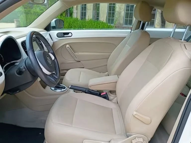 2013 Volkswagen A5 Beetle - Image 11 of 20