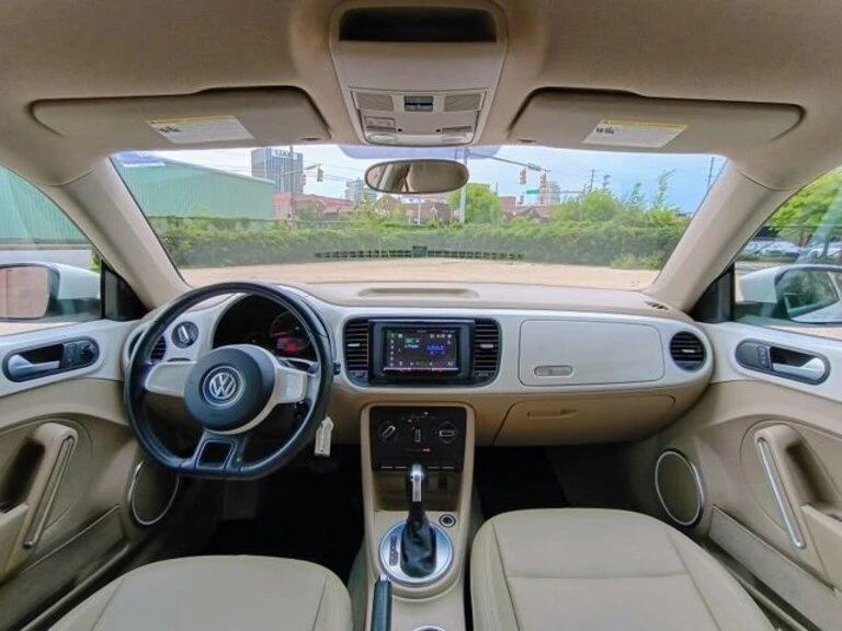 2013 Volkswagen A5 Beetle - Image 12 of 20