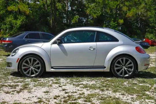 2013 Volkswagen Beetle 20T Turbo