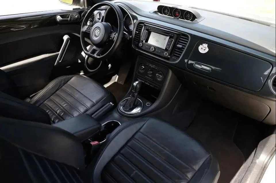 2013 Volkswagen A5 Beetle - Image 16 of 18