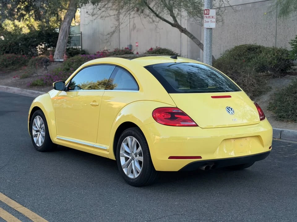 2013 Volkswagen A5 Beetle - Image 2 of 20