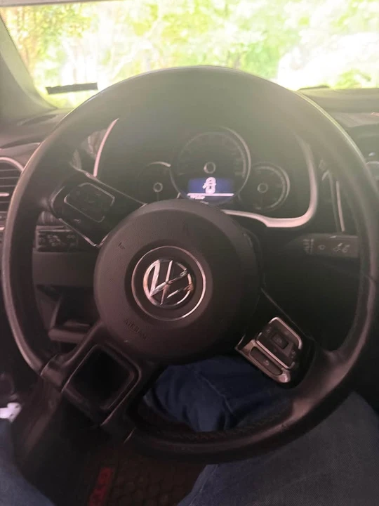 2013 Volkswagen A5 Beetle - Image 9 of 10