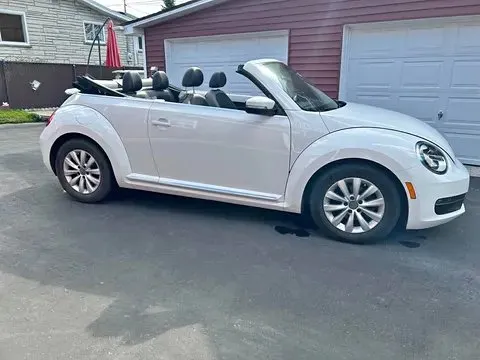 2013 Volkswagen Beetle Convertible