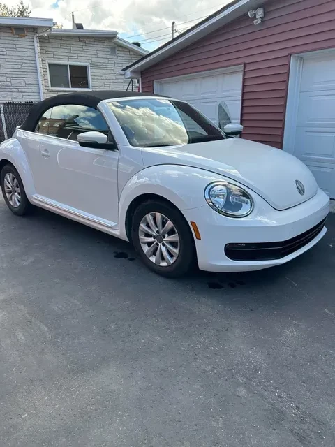 2013 Volkswagen A5 Beetle - Image 9 of 15