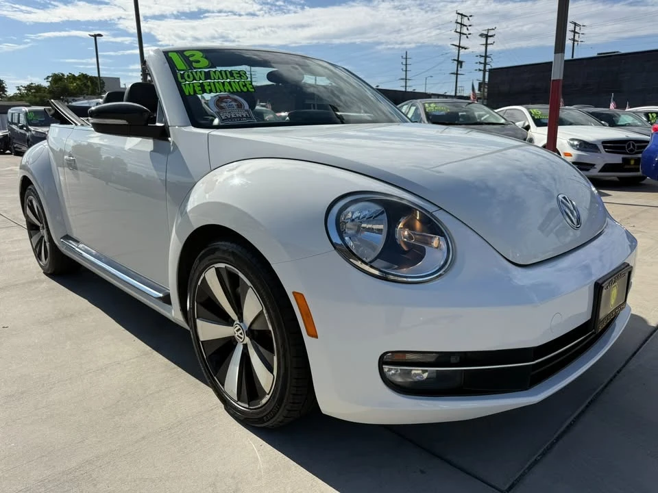 2013 Volkswagen A5 Beetle - Image 2 of 20