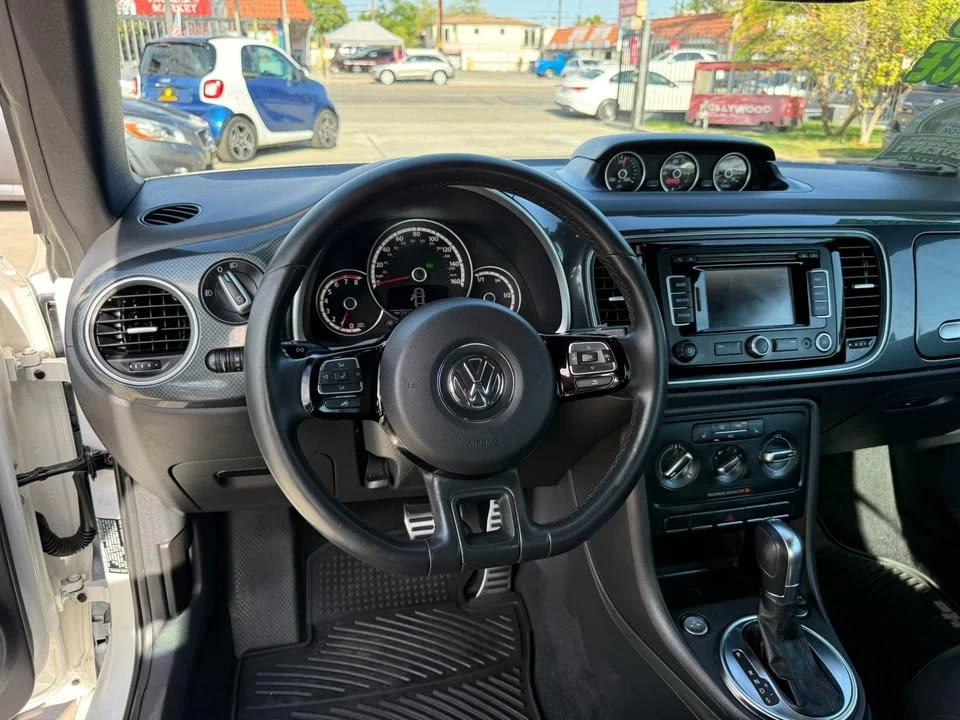 2013 Volkswagen A5 Beetle - Image 18 of 20