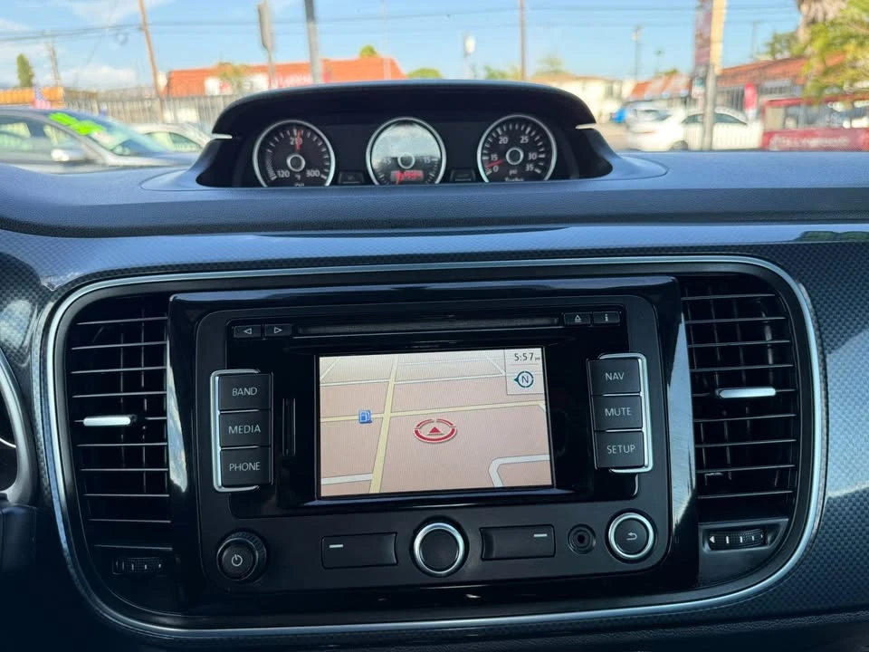 2013 Volkswagen A5 Beetle - Image 19 of 20