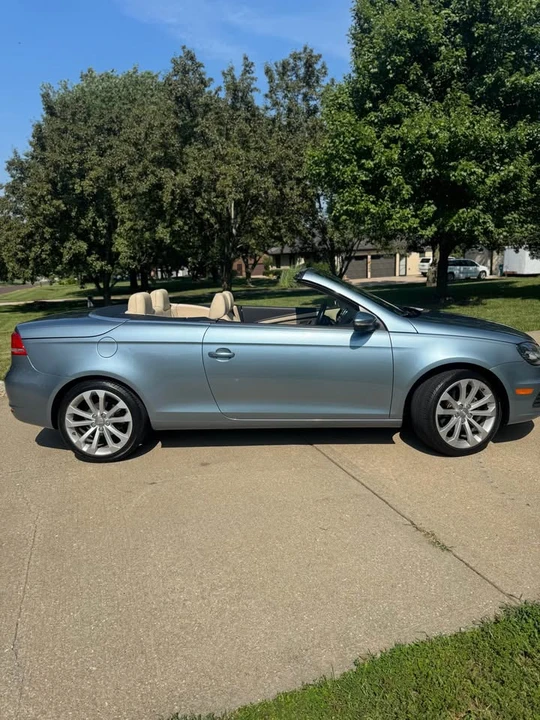 2013 Volkswagen Eos - Image 3 of 11