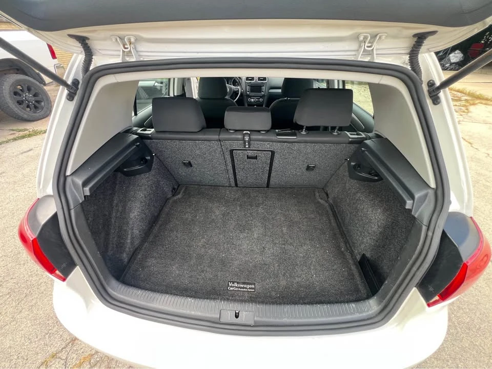 2013 Volkswagen Golf - Image 8 of 18