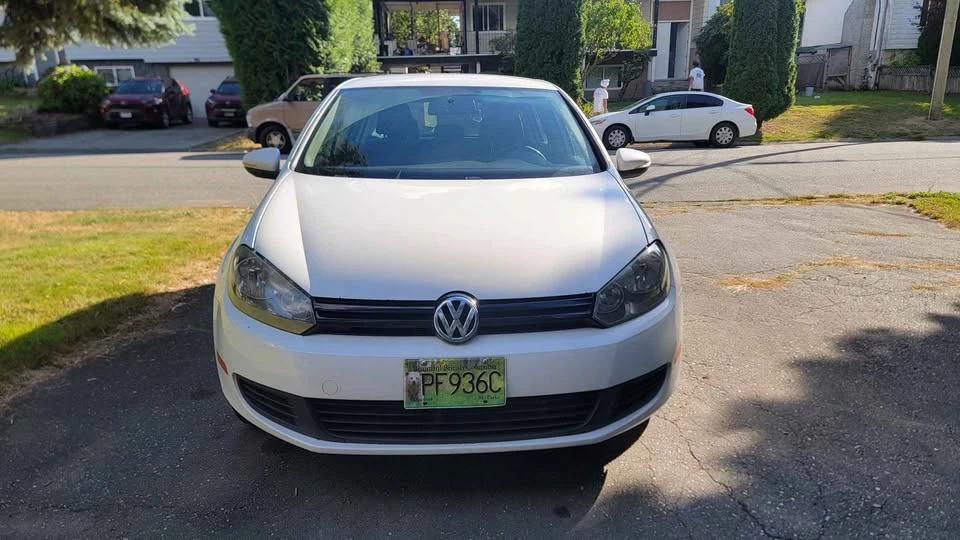 2013 Volkswagen Golf - Image 2 of 11