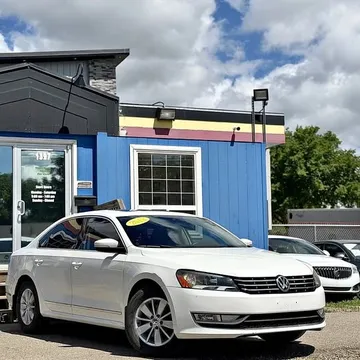 2013 Volkswagen Passat SEL Premium