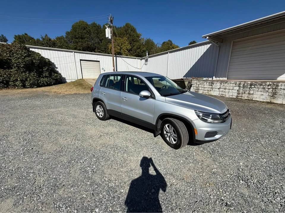 2013 Volkswagen Tiguan - Image 5 of 12