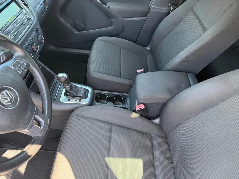 2013 Volkswagen Tiguan - Image 8 of 10
