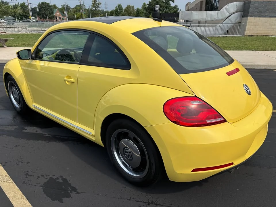 2013 Volkswagen A5 Beetle - Image 6 of 6