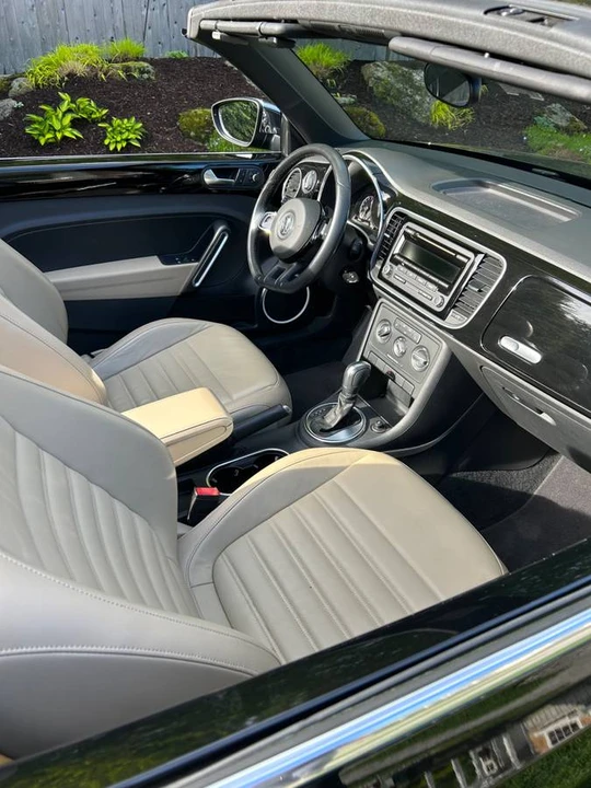 2013 Volkswagen A5 Beetle - Image 3 of 4