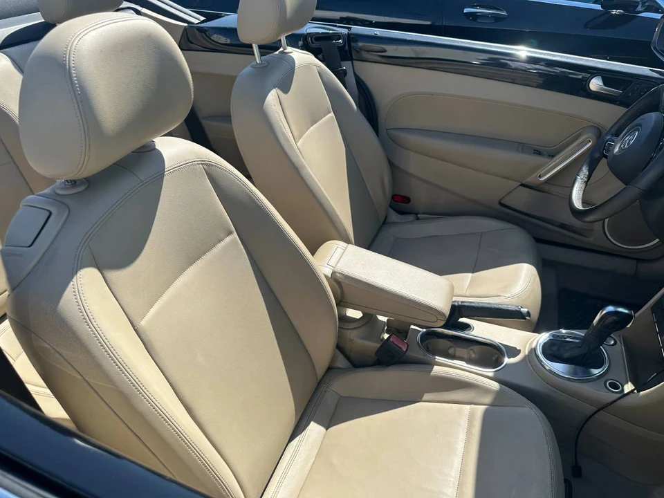 2013 Volkswagen A5 Beetle - Image 3 of 6