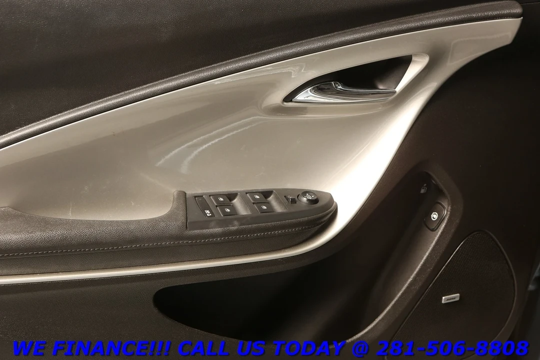 2013 Chevrolet Volt - Image 9 of 21