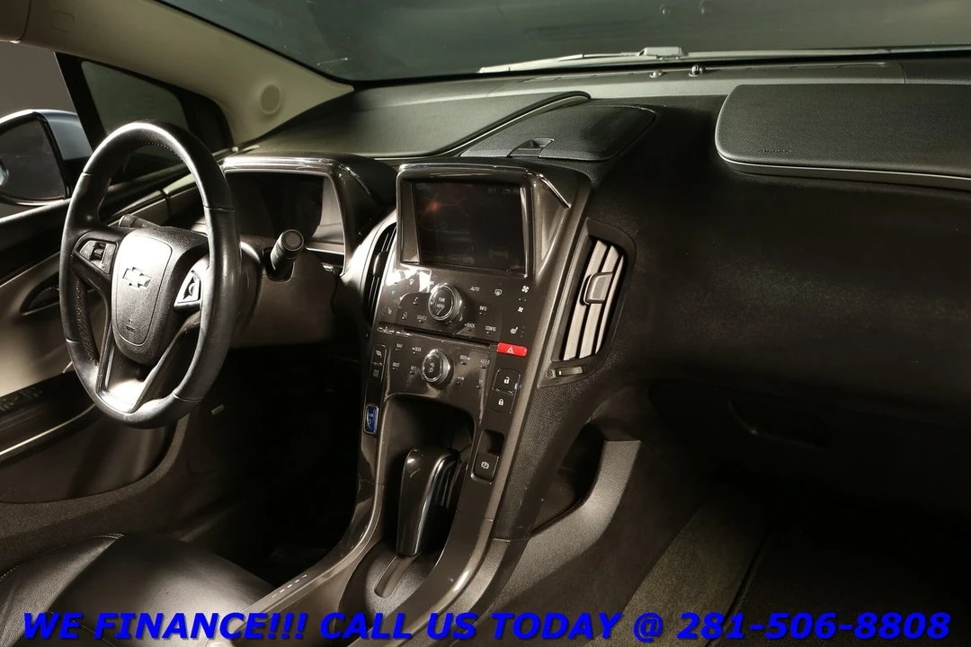 2013 Chevrolet Volt - Image 18 of 21