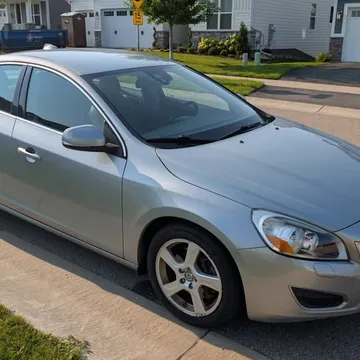 2013 Volvo S60 T5 Premier