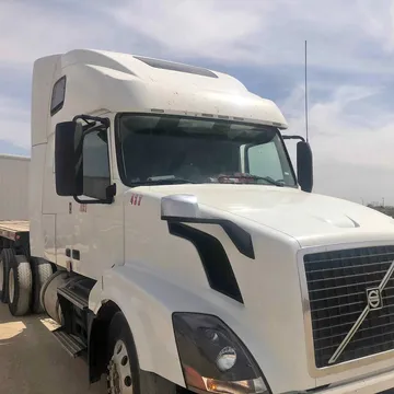 2013 Volvo 240 V8