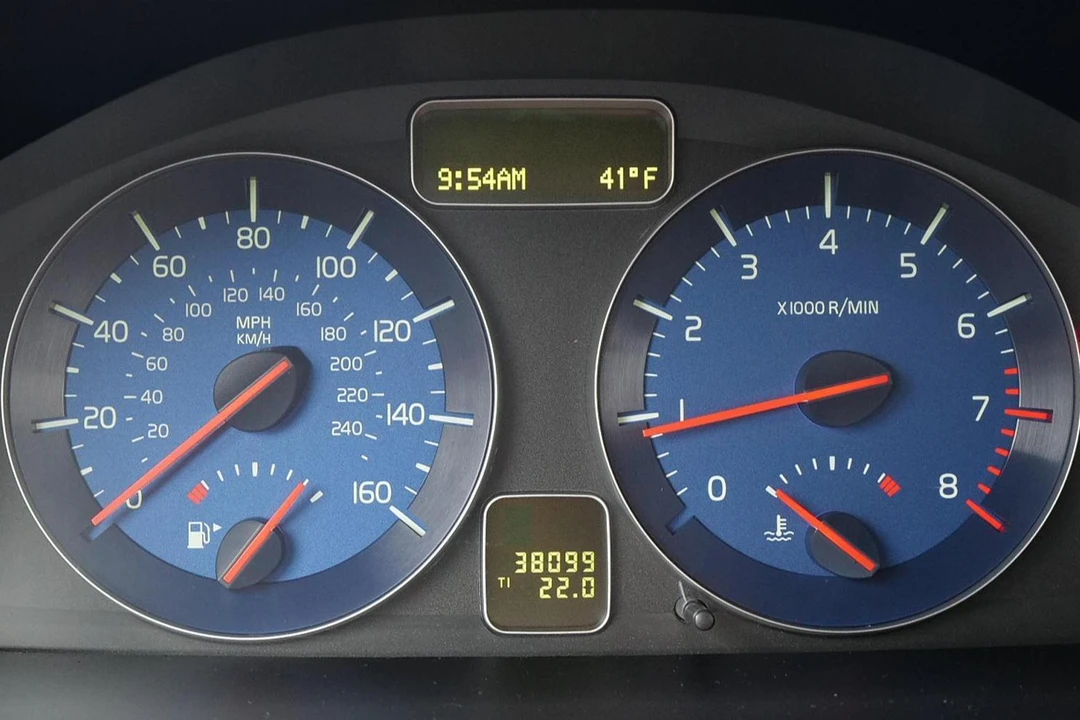 2013 Volvo C30 - Image 24 of 31