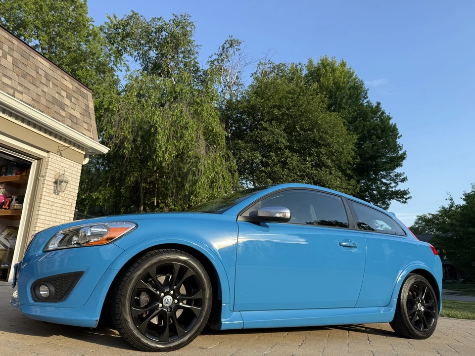 2013 Volvo C30 - Image 2 of 31