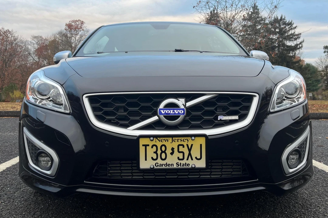 2013 Volvo C30 - Image 2 of 31