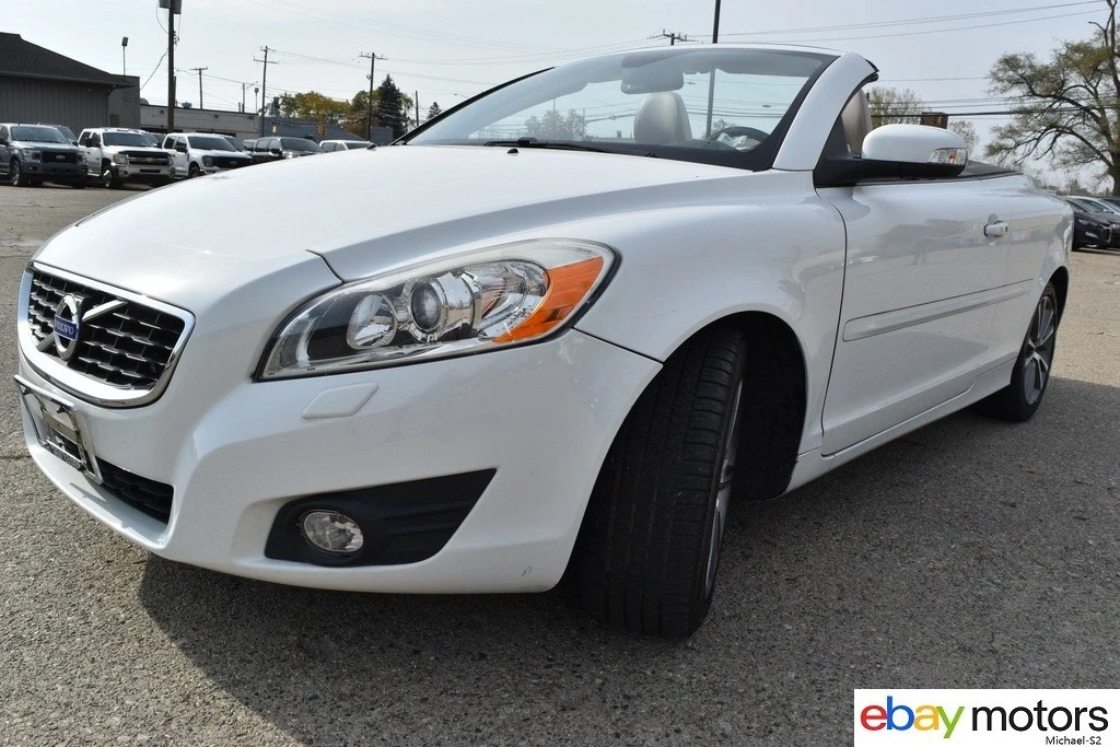2013 Volvo C70 2nd Gen - Image 9 of 24