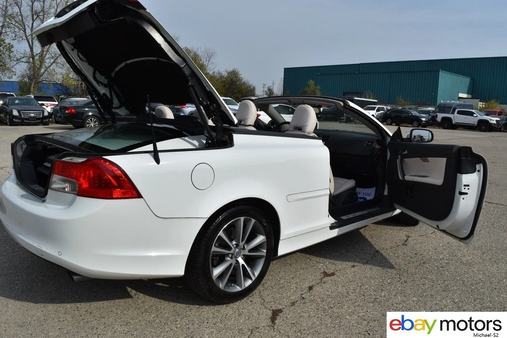 2013 Volvo C70 2nd Gen - Image 17 of 24