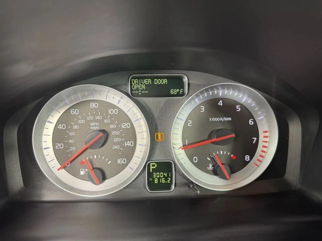 2013 Volvo C70 2nd Gen - Image 14 of 21