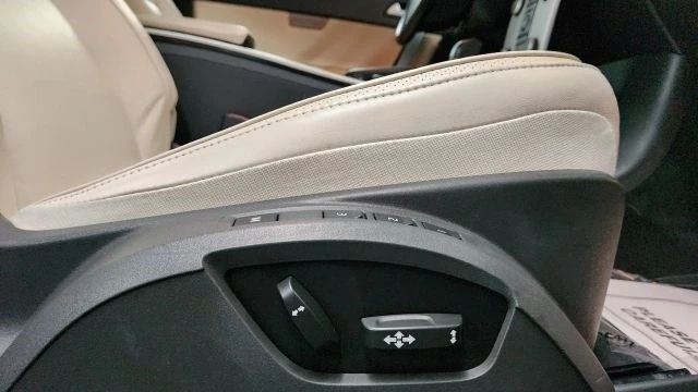 2013 Volvo C70 2nd Gen - Image 17 of 21