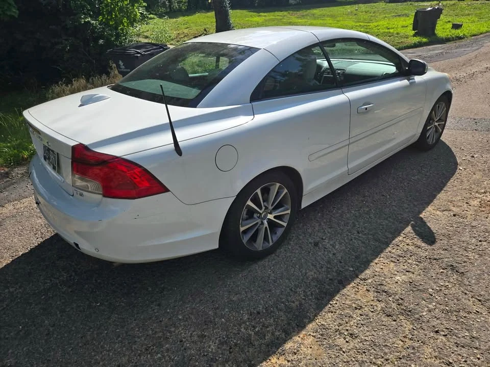 2013 Volvo C70 2nd Gen - Image 3 of 9