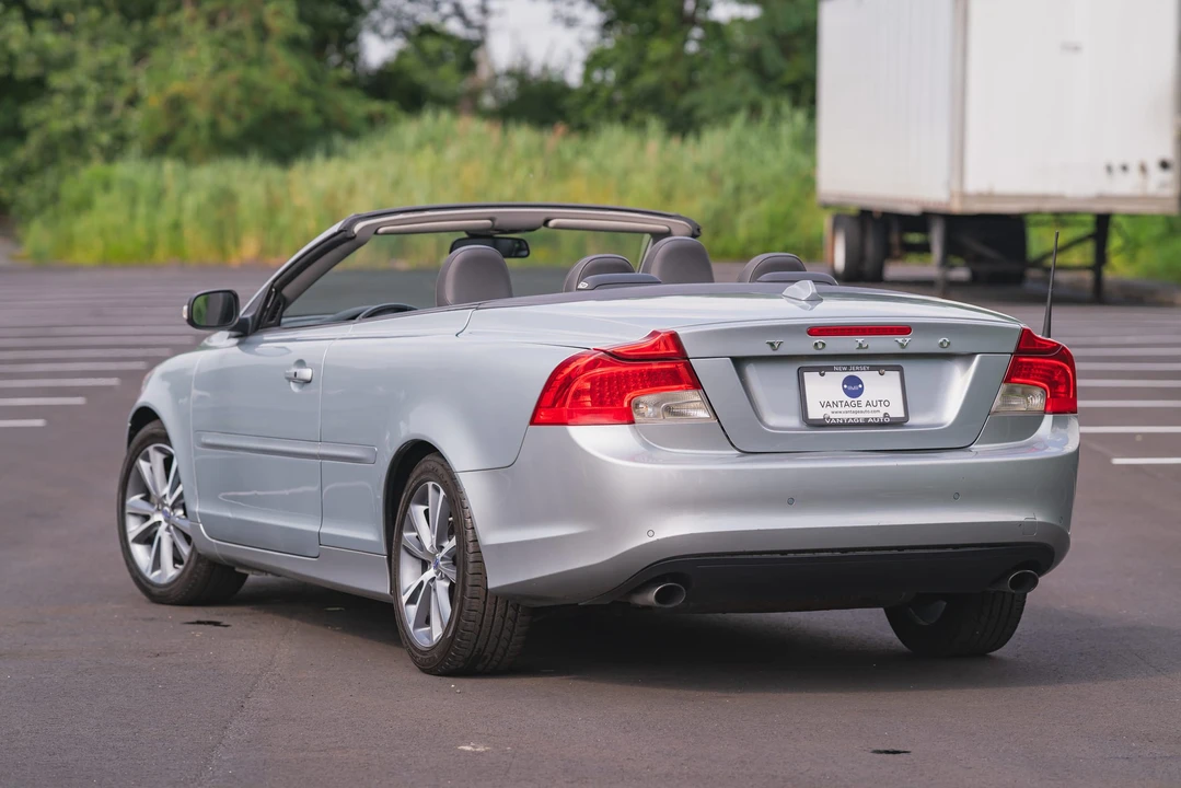 2013 Volvo C70 2nd Gen - Image 7 of 31