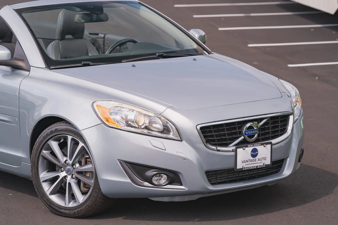 2013 Volvo C70 2nd Gen - Image 22 of 31
